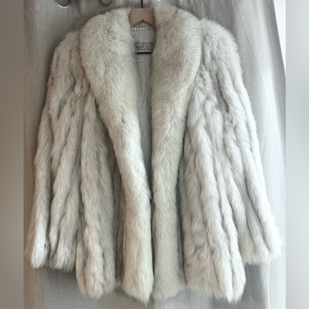 Luxury Women's White Genuine Blue Fox Fur Coat - Elegant Winter Jacket